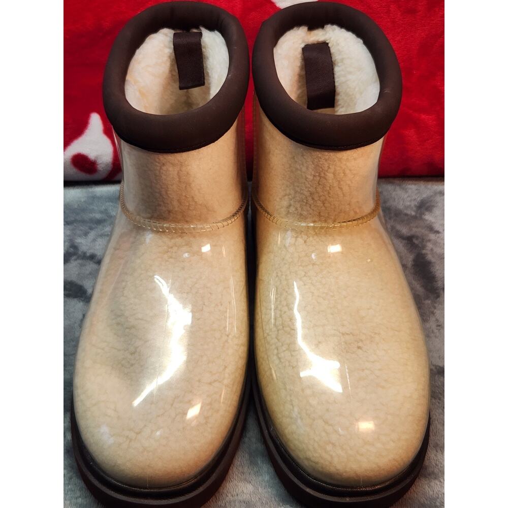 Koolaburra by UGG Women’s Size 10 Cream Waterproof Faux Shearling Short Boots